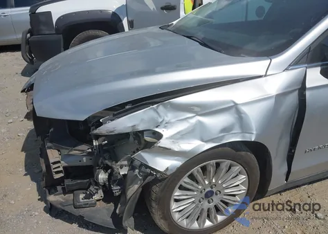 2016 Ford Fusion Hybrid S from USA, damaged, VIN 3FA6P0UU3GR241375